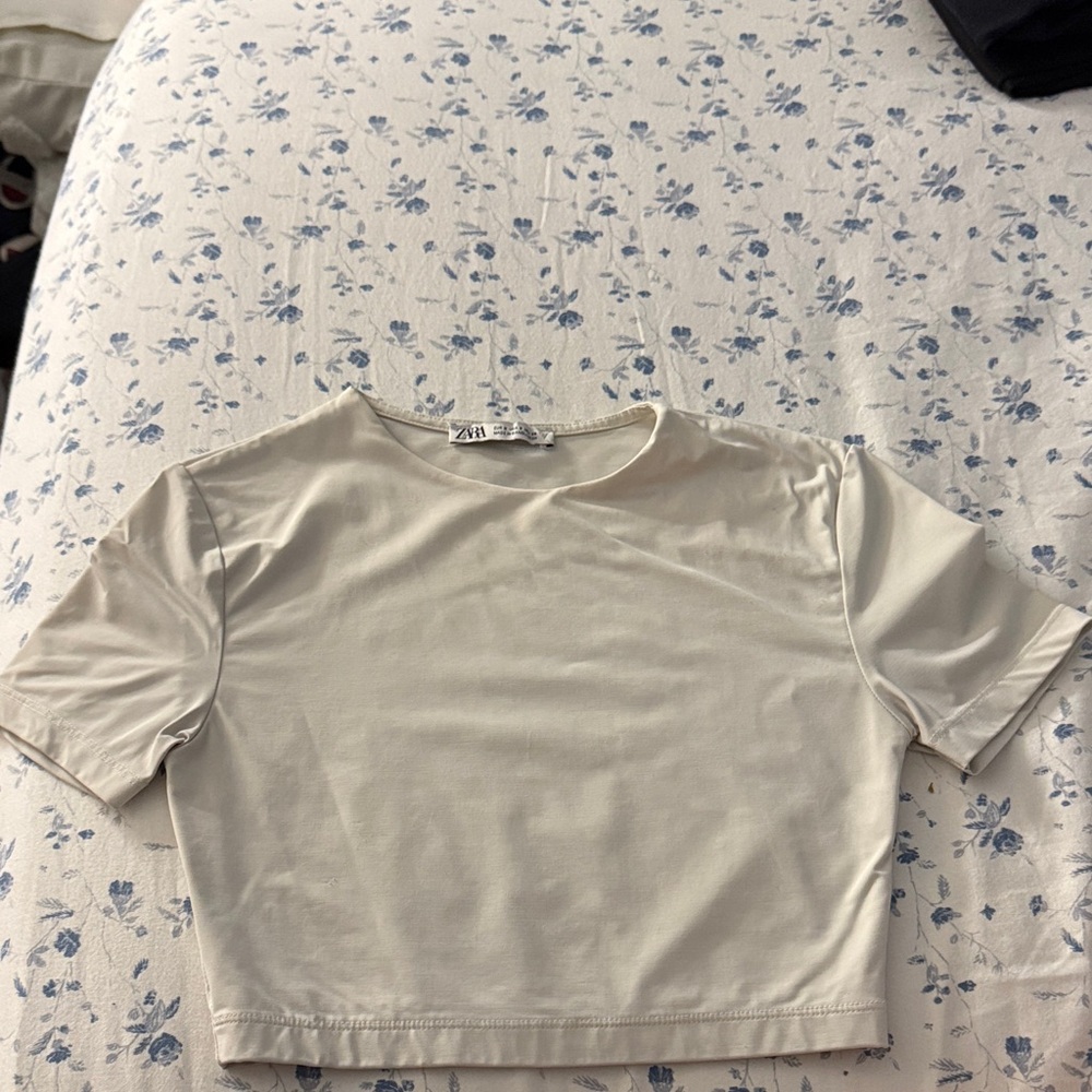 Zara Off-White Crop Top